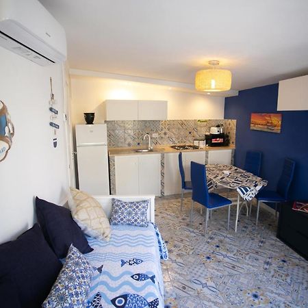 Dilettaanna Luxury Apartment Lipari Tropea Bagian luar foto