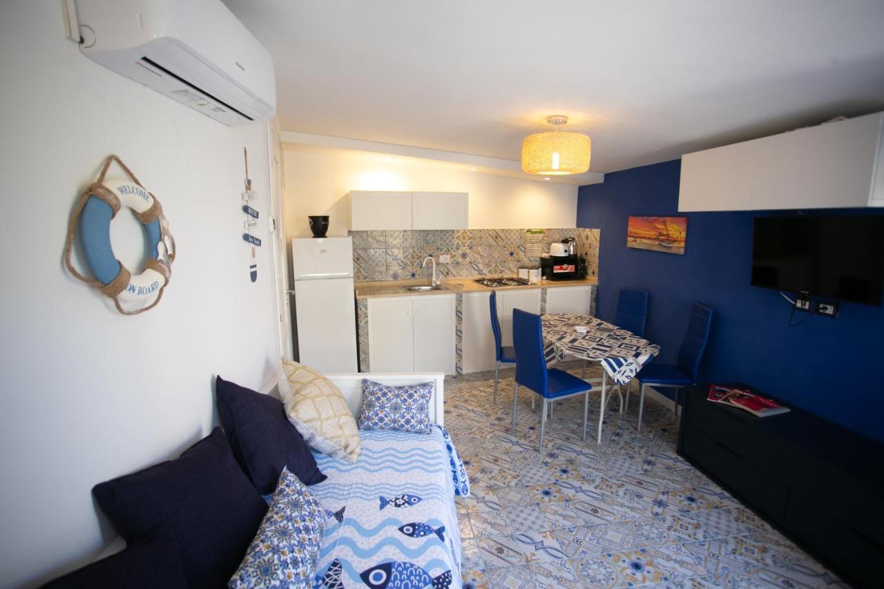 Dilettaanna Luxury Apartment Lipari Tropea Bagian luar foto