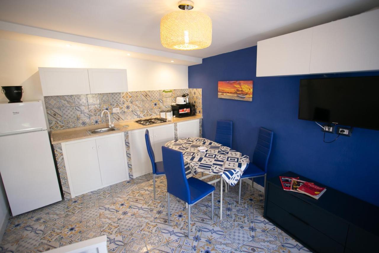 Dilettaanna Luxury Apartment Lipari Tropea Bagian luar foto